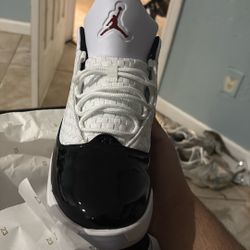 Jordan Max Aura 2