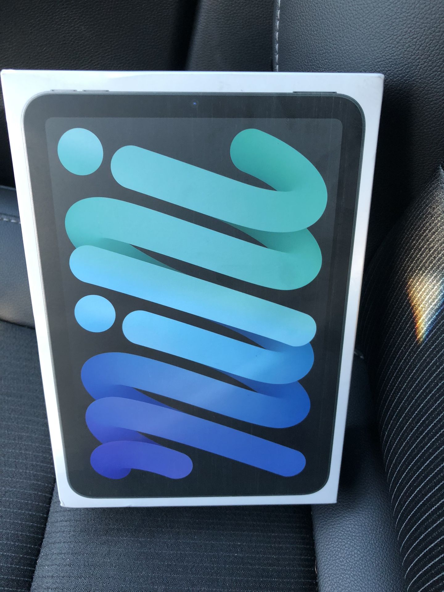 iPad mini A-17 pro 128gb Wi-Fi & cellular) unlocked. $450 lowest - no trade  Pick up only - new sealed