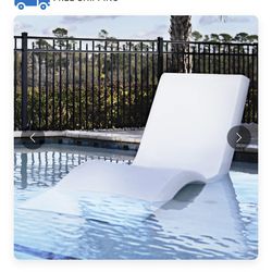 Vero Pool Lounger