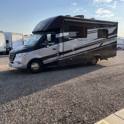 2022 Class C Mercedes Sprinter motorhome