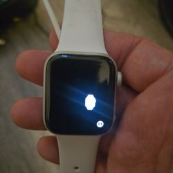 Apple Watch SE