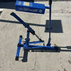 Louisville Slugger Pitching Machine