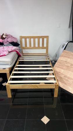 Twin wood bed