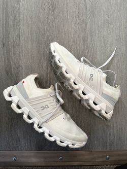 On Running Cloudswift White Sneakers