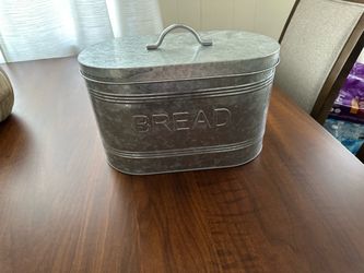 Bread container