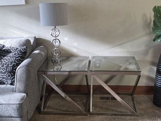 2 Coffee Tables and Lamp