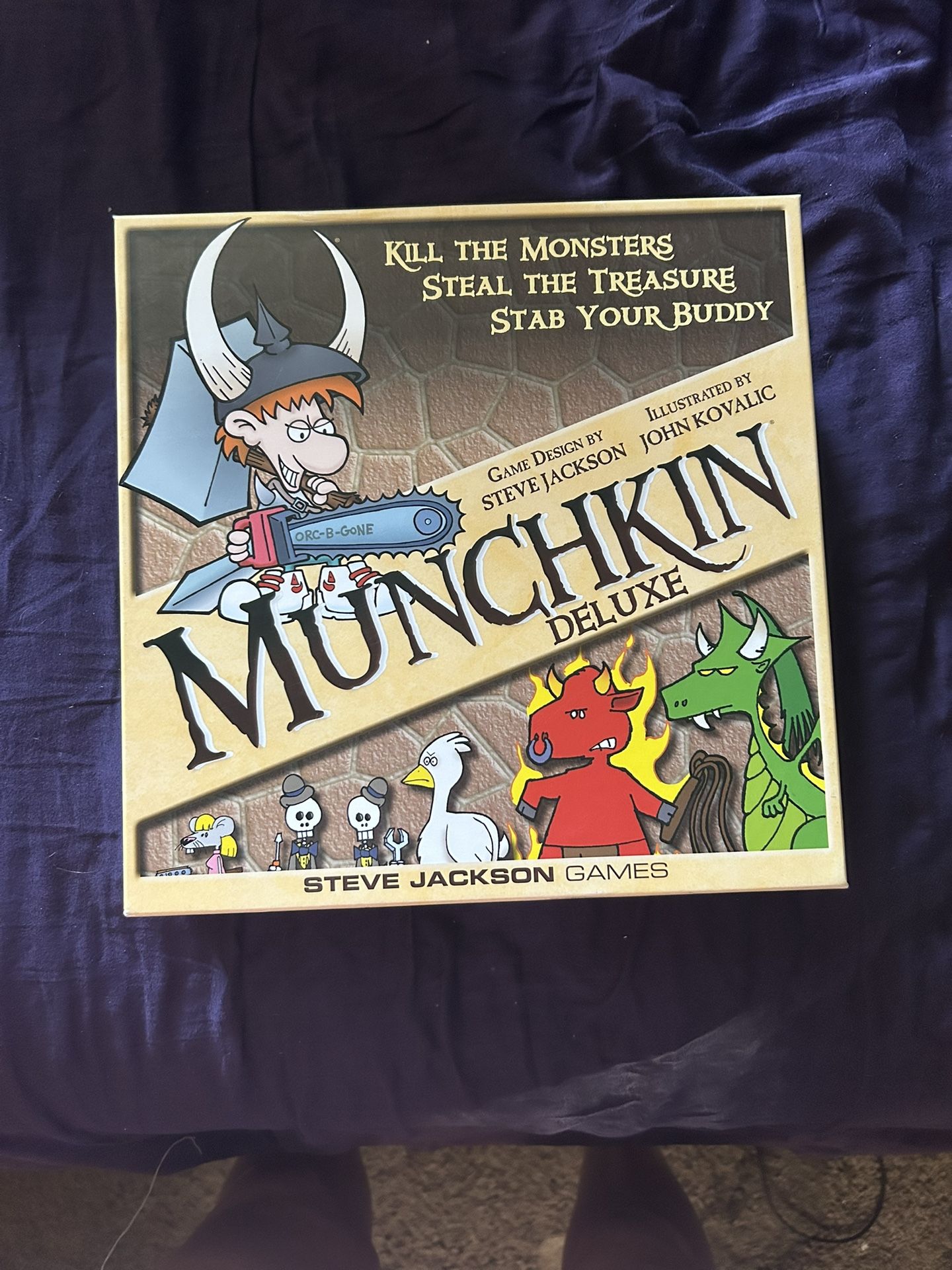 Steve Jackson Games Munchkin Deluxe Board Game