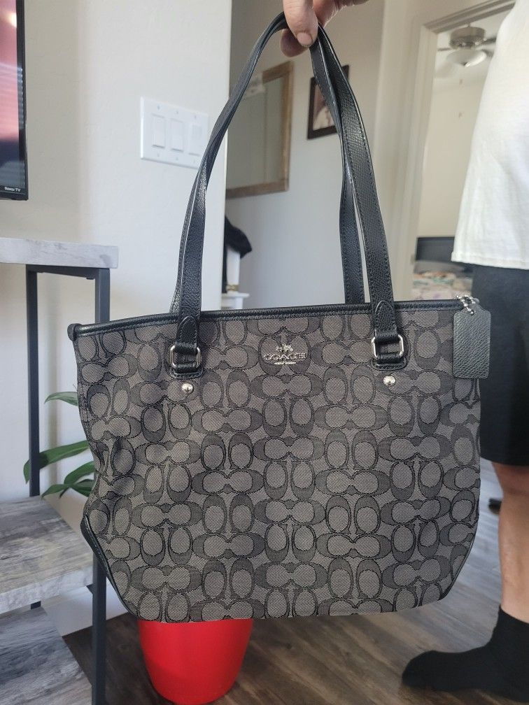 Coach Handbag Signature