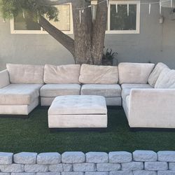 beige U shaped sofa/couch Ottoman 4 Pieces