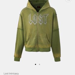 Lost Intricacy Slightly Used Size L