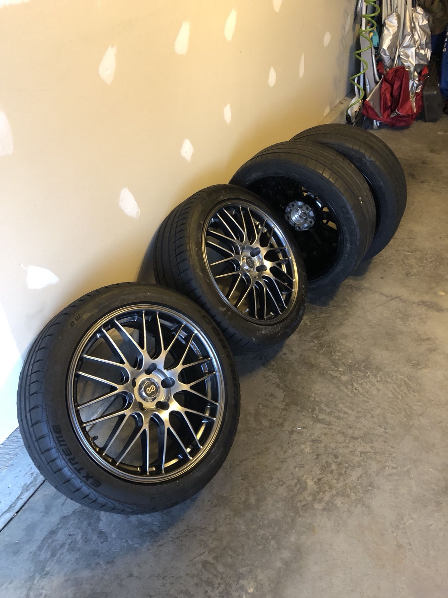 Enkei EKM3 18” Wheels & Continental ExtremeContact DW Tires