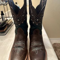 Western Boots (Women)