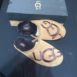 Ugg Scuff Logo Slippers