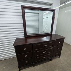 Dark Brown 9-Drawer Dresser with Mirror