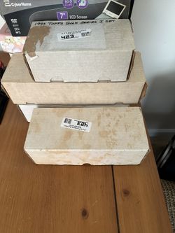 “LOT OF BASEBALL CARDS”