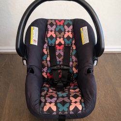 Infant Car Seat – Clean – Good Condition