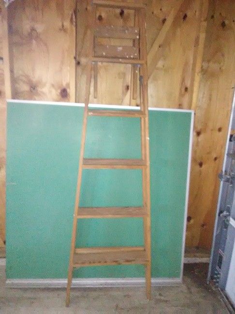 6 Foot Wooden Painters Ladder
