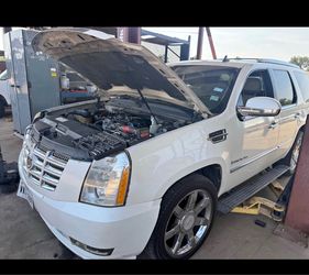 2009 Escalade needs motor