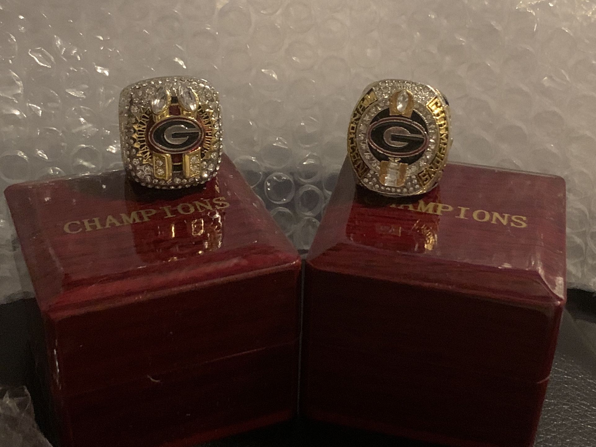 Georgia Bulldogs 2022-2023 Championship Rings& Cases