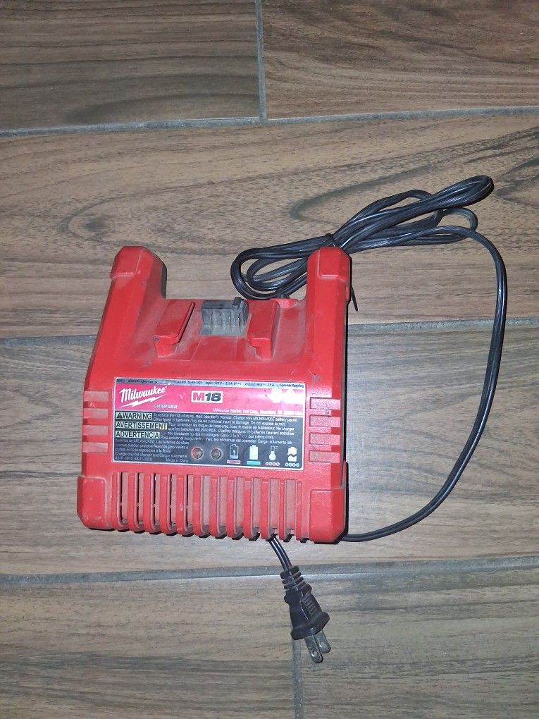 M18 Charger