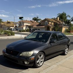 2003 Lexus is300