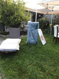 NEW Lounge chair with cushion NEW