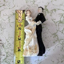 Wedding Cake Topper 4 1/2”
