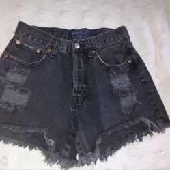 FIRM IN MERCED ‼️🦋WOMENS AEROPOSTALE SHORTS SIZE 8