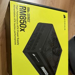 Used - Like New CORSAIR RM850x Fully Modular Low-Noise ATX Power Supply – ATX 3.1 Compliant – PCIe 5.1 Support – Cybenetics Gold Efficiency – Native 1