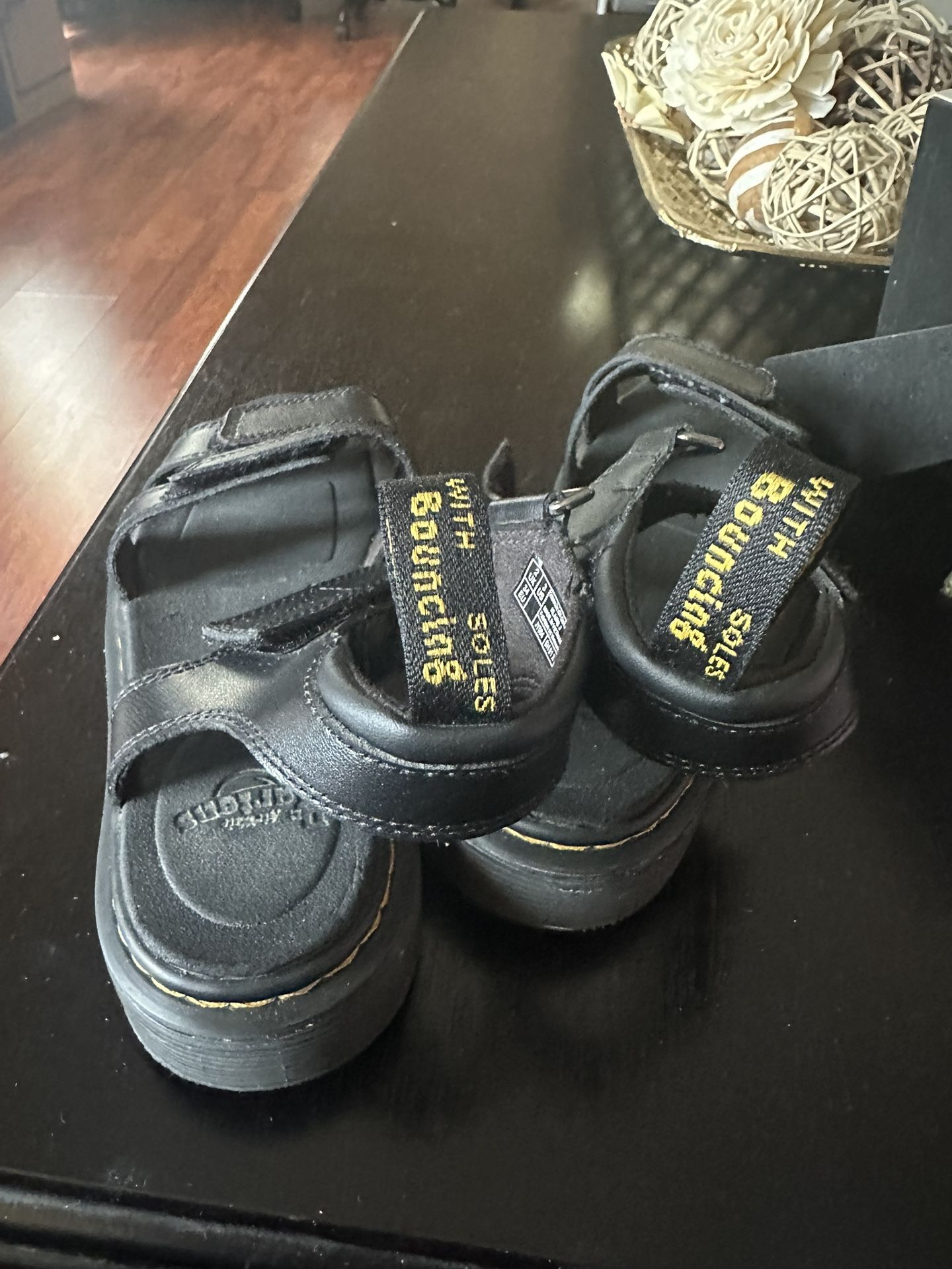 Kid Dr Martens Sandal