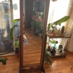 Gorgeous Vintage Mirror 