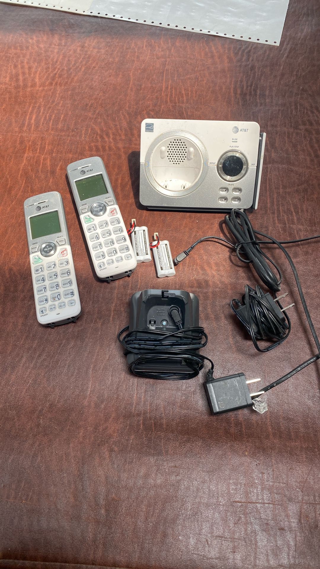Att 2 Cordless Phones And Chargers