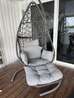 Porch Swing With Stand Thumbnail