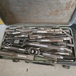 Tap and Die Set Tools