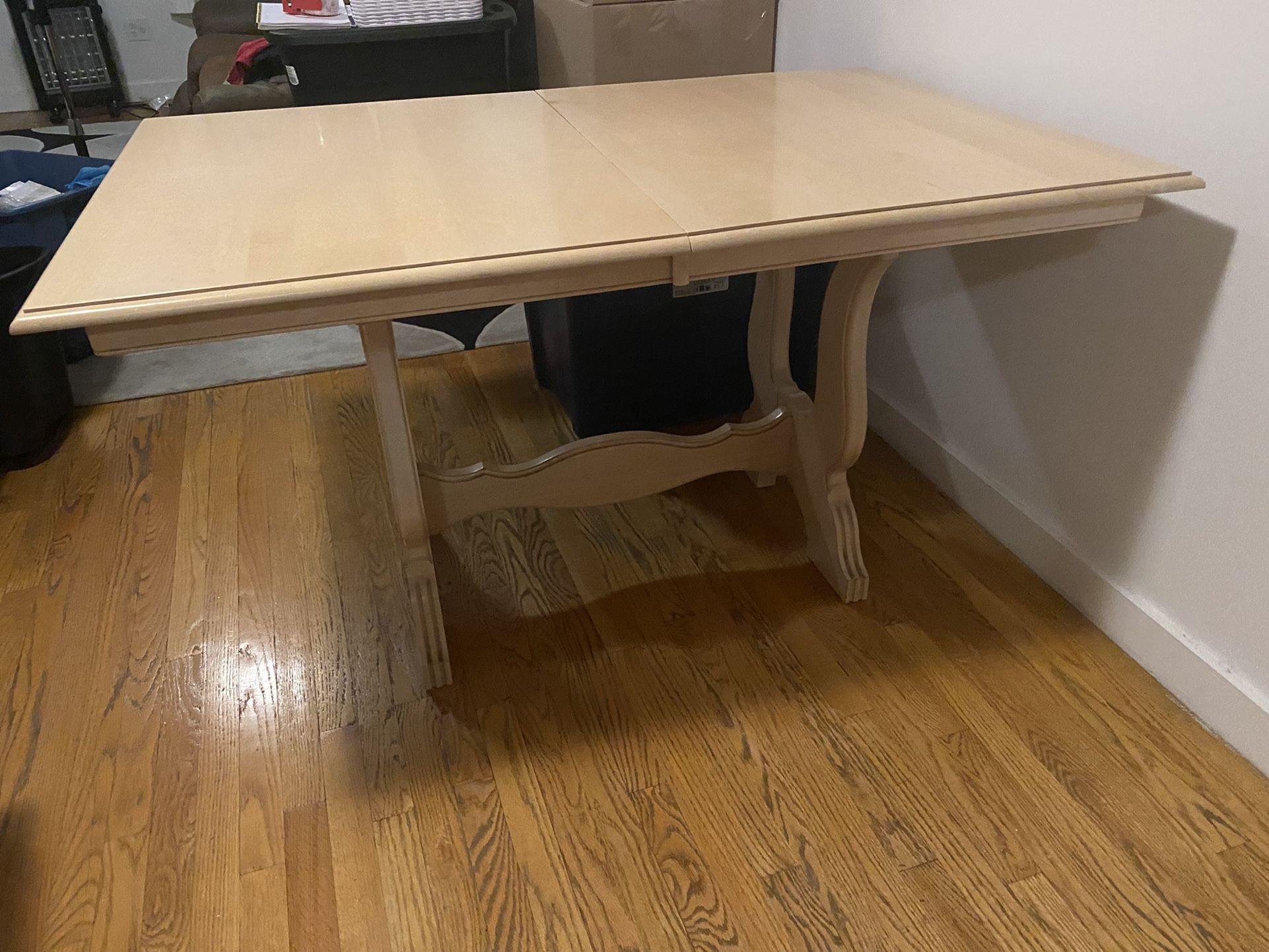 Kitchen Table And 2 Matching chairs