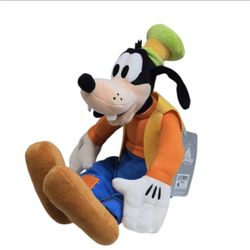 Disney Store Classic Goofy Plush 14" Stuffed Animal Disneyland Parks Store Tag