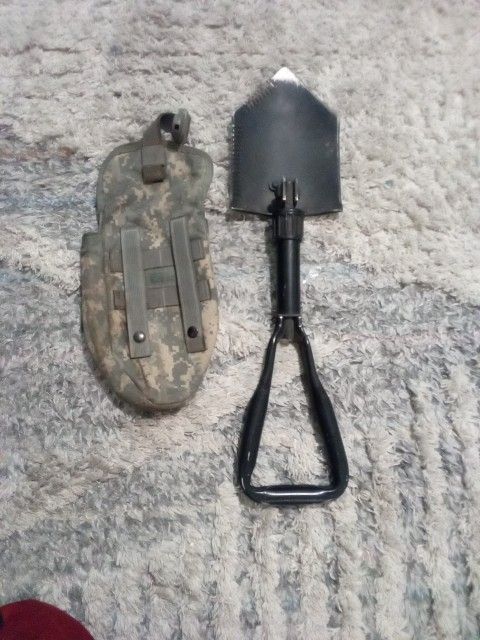 Vintage Spade And Posthole Digger Needs Handle