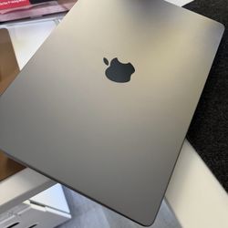 MacBook Pro - M2 Pro Chip