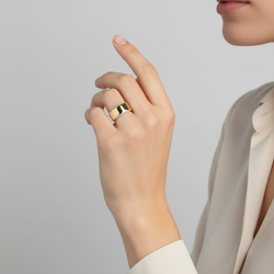 14K Yellow Gold Diamond Edged Band Womens Ring