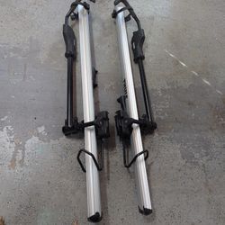 Pair of Thule 594XT Sidearm Bike Racks