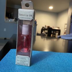 Marie Claire Paris Tinted Lip Oil Cherry Infusas