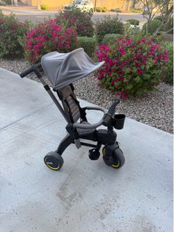 Doona Liki Trike S3 in the Greyhound color option.