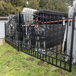 20 Foot Gate Farm 