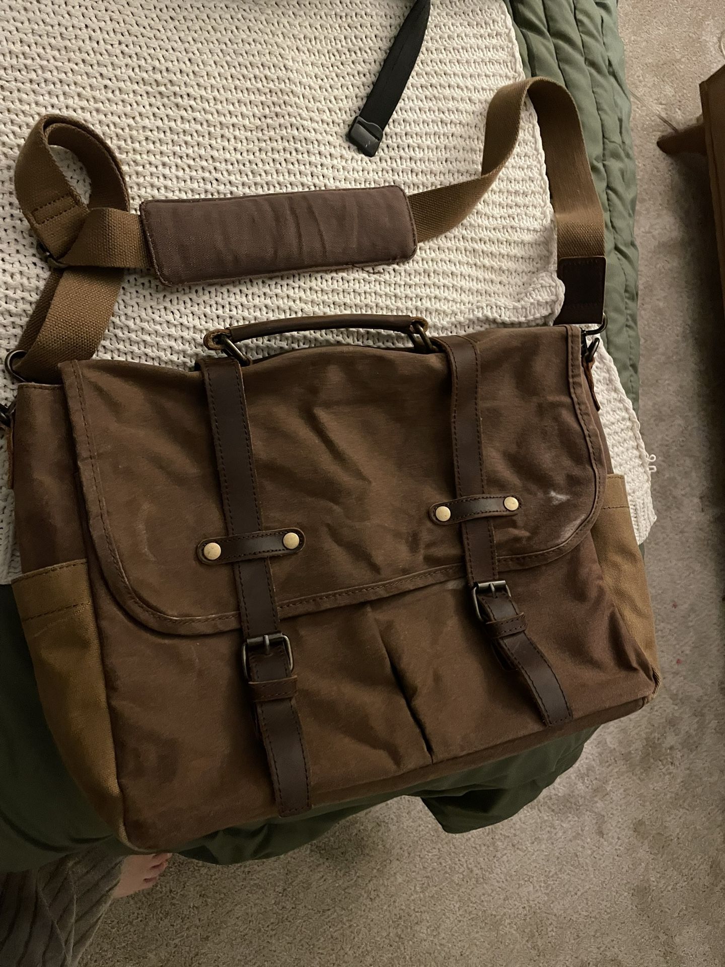 Nice Canvas Laptop Bag Messenger Bag