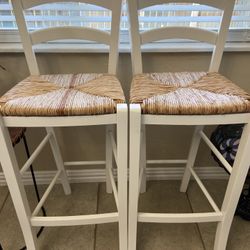 Set Of 2  Bar Chairs  Wood  White 