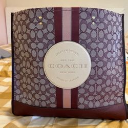 Coach Tote 