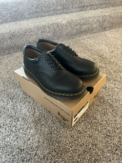 Dr. Martins (10M)