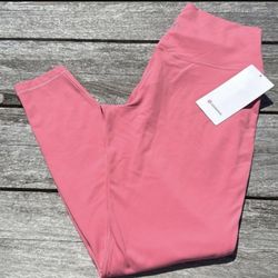 NWT 🍋 Lululemon 🍋 Align 25"  Size 6 Sakura pink