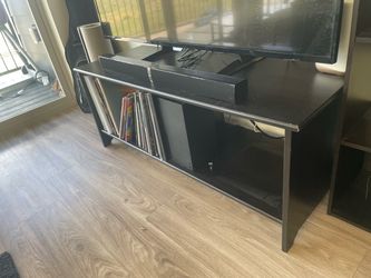 Tv console