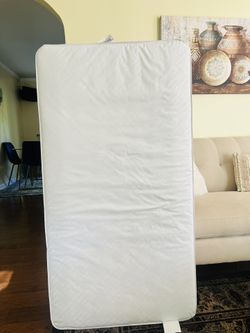 Like New, Crib Mattress